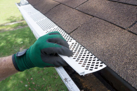 Gutter guards in illinois which homes benefit most and which dont
