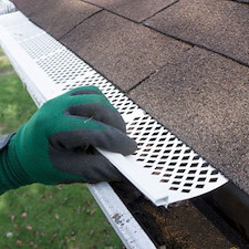 Gutter Guards in Illinois: Which Homes Benefit Most (and Which Don’t) Thumbnail